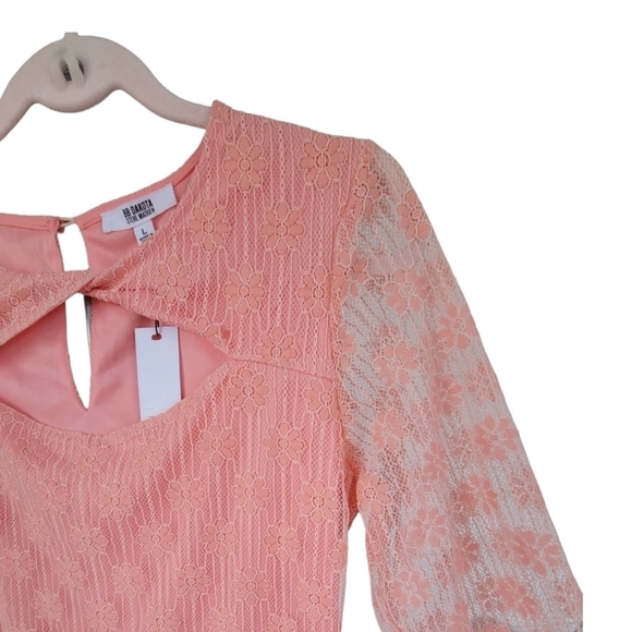 NWT BB Dakota Steve Madden Twist Neckline Lace Amici Dress Coral Sz L Bodycon - Picture 9 of 13